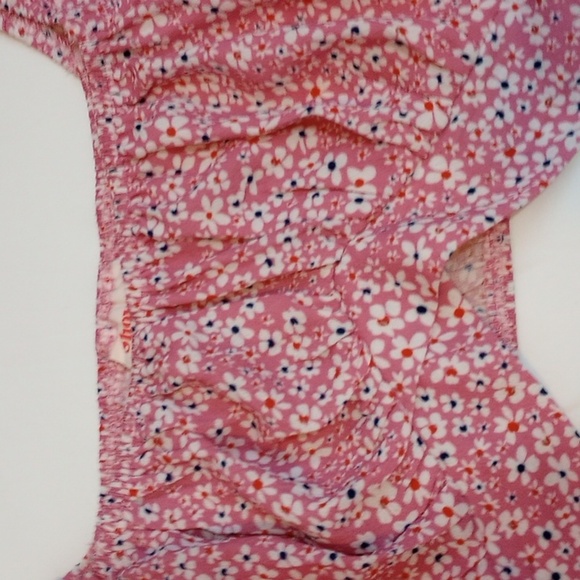 Showpo Women's Crop Top Sz 2 Pink Floral Resort Beach Party Summer Puff Sleeve - Picture 2 of 5